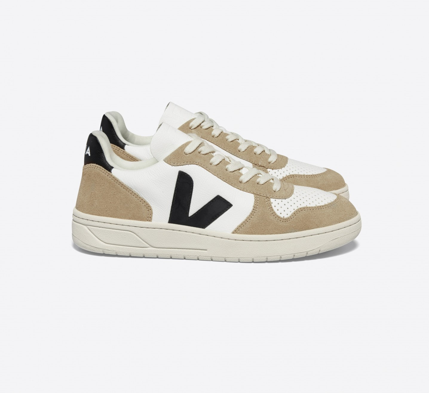 V-10 LEATHER WHITE BLACK SAHARA