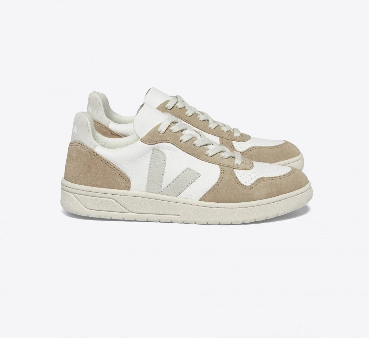 V-10 LEATHER WHITE NATURAL SAHARA